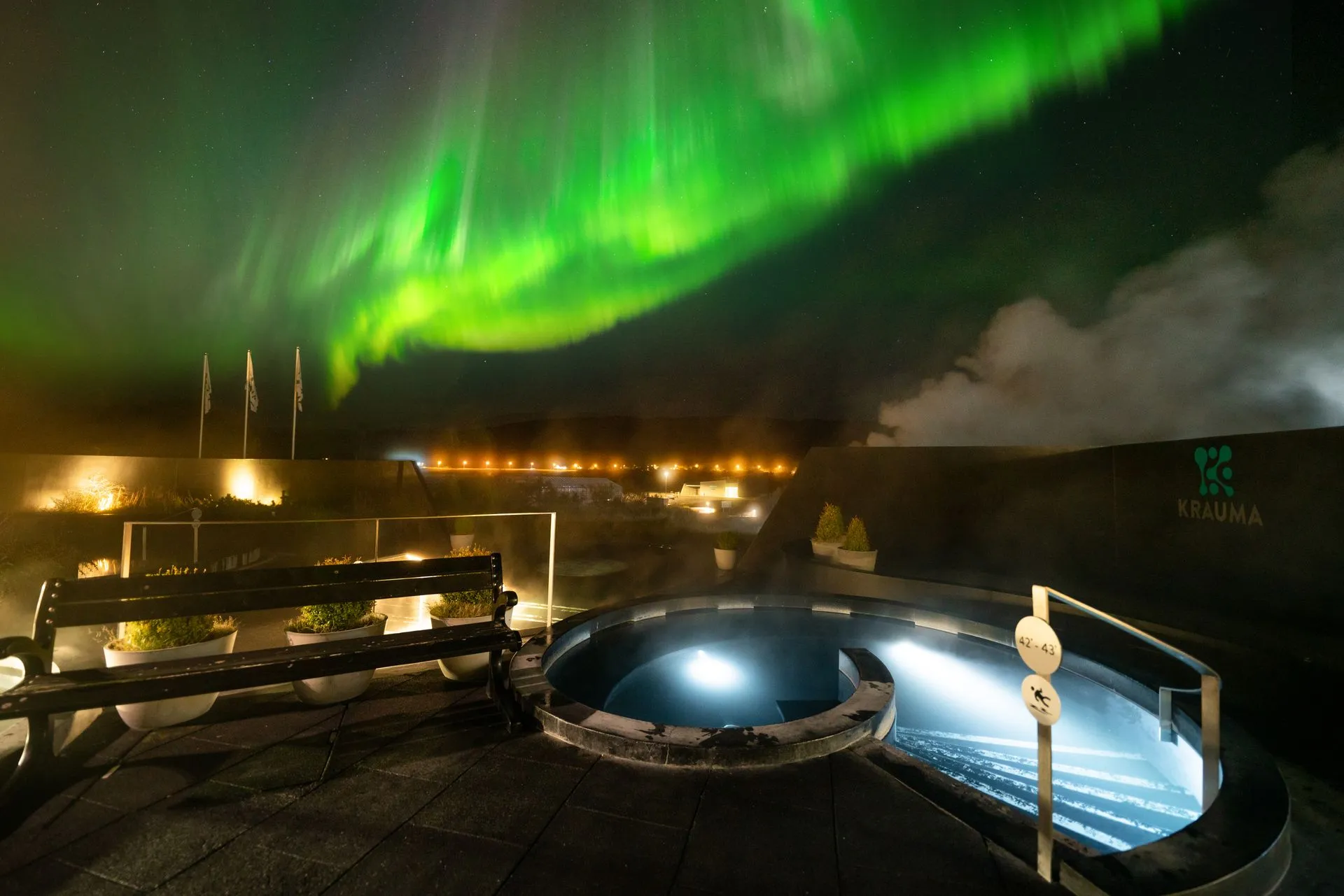 Northern lights over the Krauma baths